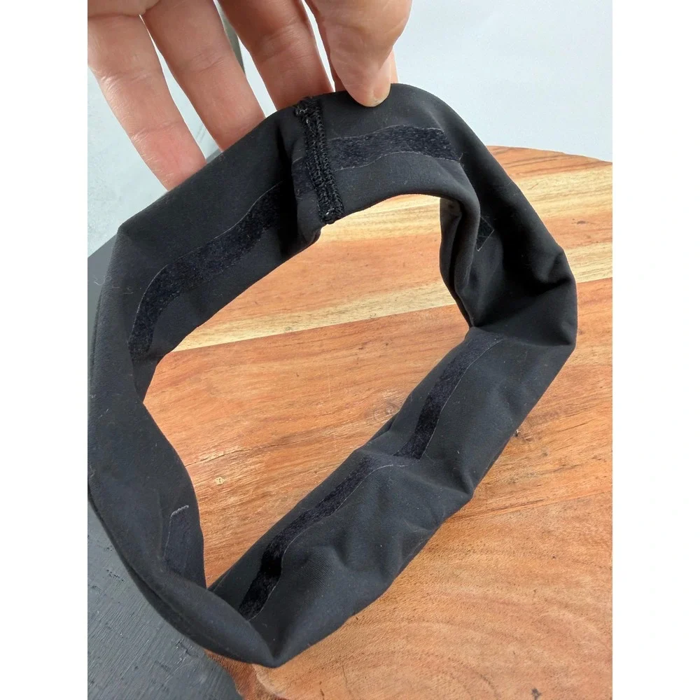 Lululemon Fly Away Tamer Headband Women OS Black Luxtreme Yoga Gym Workout